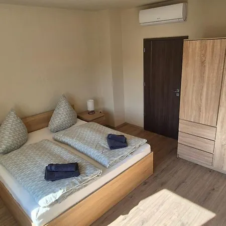 Homestay Maycherry *