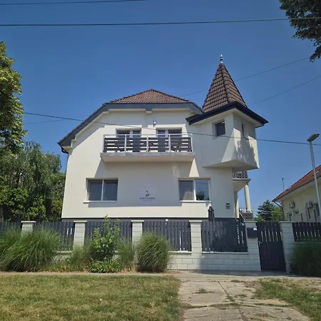 Maycherry Gazde/Camere de închiriat Siófok